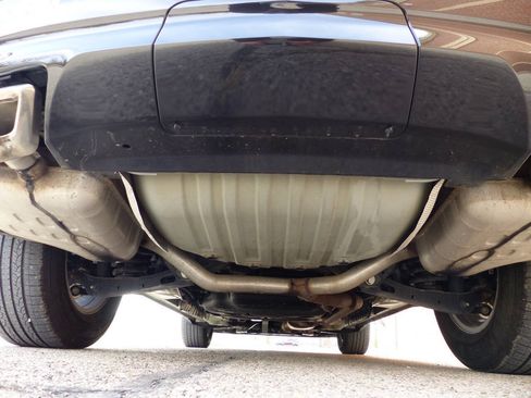 Used 2023 Buick Enclave Essence w/ LPO, Floor Liner Package FWD image 9