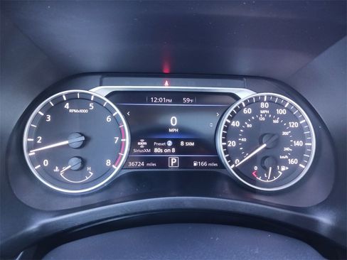 Used 2023 Nissan Sentra SR w/ SR Premium Package image 18