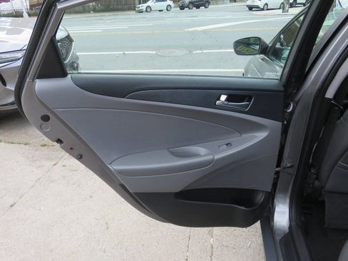 Used 2011 Hyundai Sonata GLS w/ Popular Equipment Pkg 2 FWD image 26