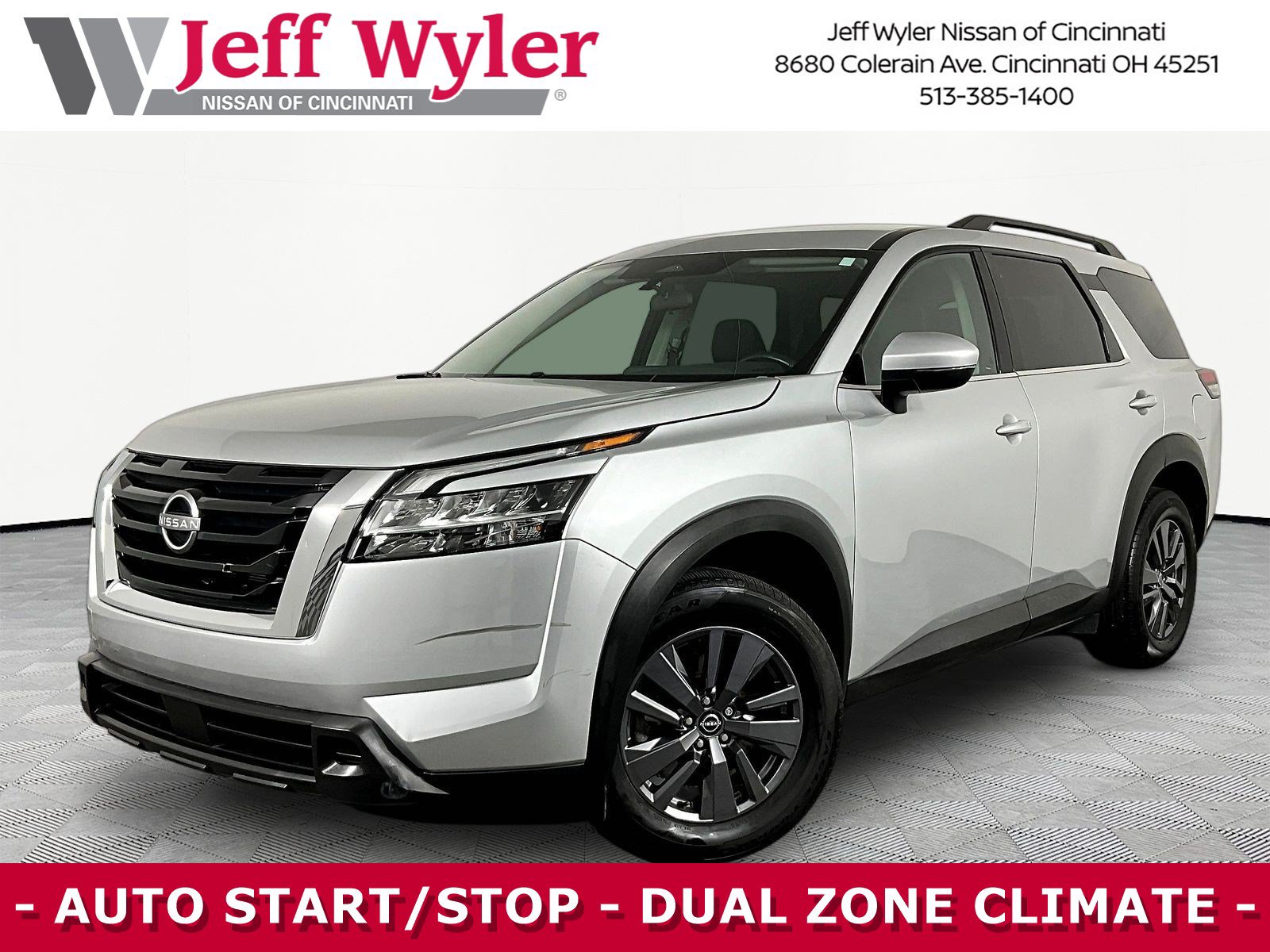 Used 2022 Nissan Pathfinder SV AWD/4WD image 1