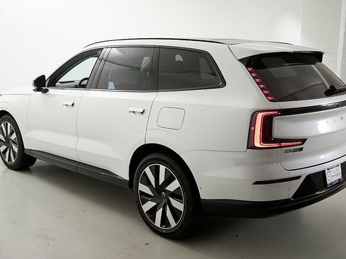 New 2026 Volvo EX90 Ultra AWD/4WD image 6
