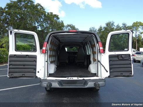 Used 2021 Chevrolet Express 2500 w/ Driver Convenience Package RWD image 13