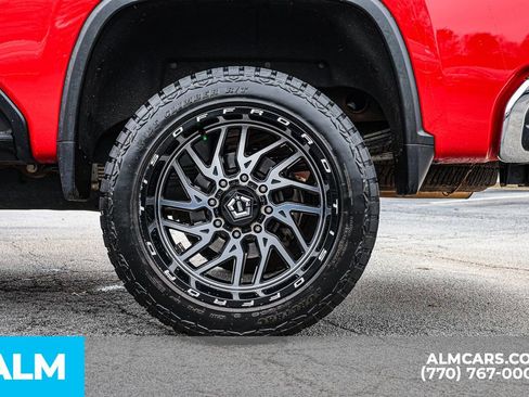 Used 2024 Chevrolet Silverado 2500 LTZ w/ LTZ Premium Package image 18