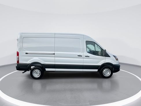 New 2026 Ford Transit 250 148 Medium Roof RWD image 9