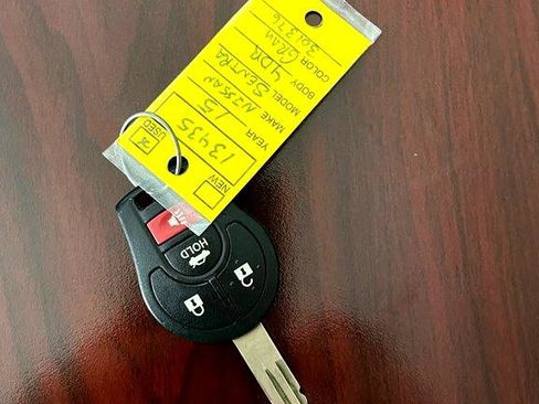 Used 2015 Nissan Sentra S image 28