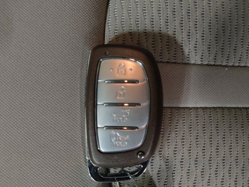 Used 2018 Hyundai Sonata SEL w/ Tech Package 04 image 32