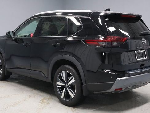 Certified 2024 Nissan Rogue SL w/ SL Premium Package image 9