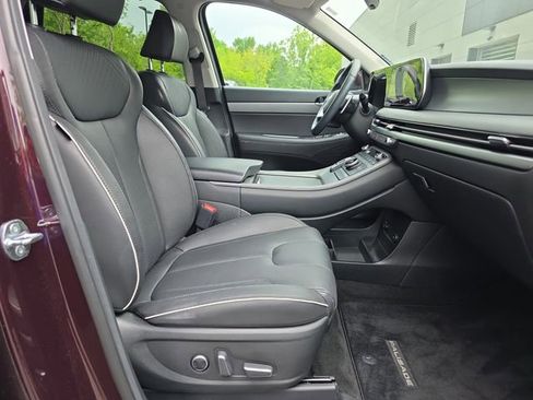 Used 2025 Hyundai Palisade SEL FWD image 16