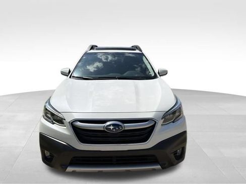 Used 2022 Subaru Outback Limited XT AWD/4WD image 10