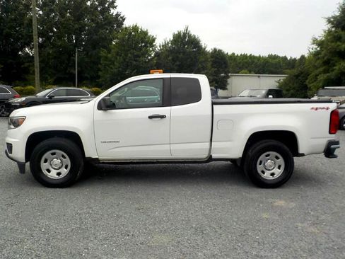 Used 2019 Chevrolet Colorado W/T w/ WT Convenience Package image 2