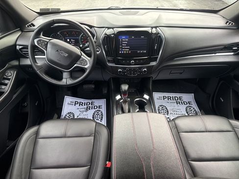 Used 2023 Chevrolet Traverse RS image 20