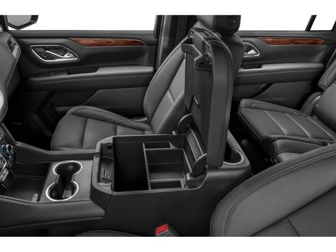 Used 2021 Chevrolet Suburban LT AWD/4WD image 9