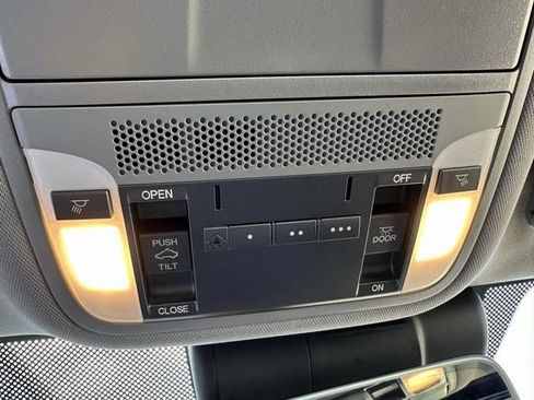 Used 2020 Acura TLX FWD image 35