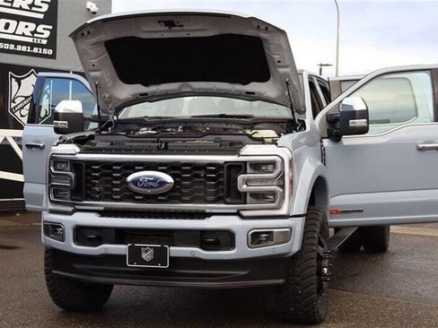Used 2026 Ford F450 Platinum w/ Platinum Plus Package image 32