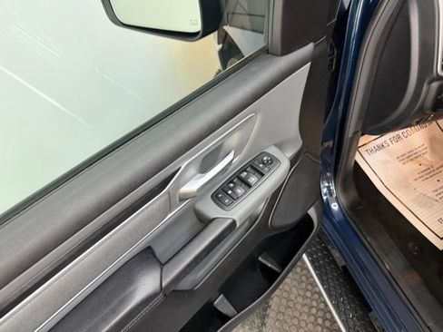 Used 2021 RAM 1500 Big Horn AWD/4WD image 16