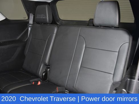 Used 2020 Chevrolet Traverse RS image 27