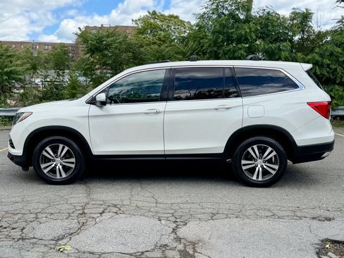 Used 2016 Honda Pilot EX-L image 2