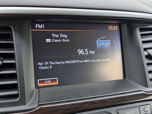 Used 2015 Nissan Pathfinder SL w/ SL Tech Package image 26