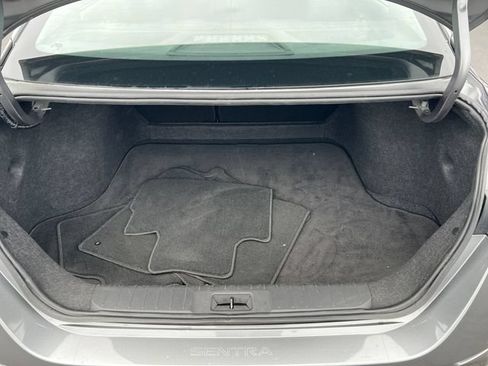 Used 2024 Nissan Sentra SV FWD image 24