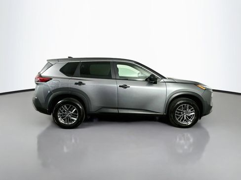 Used 2023 Nissan Rogue S AWD/4WD image 9