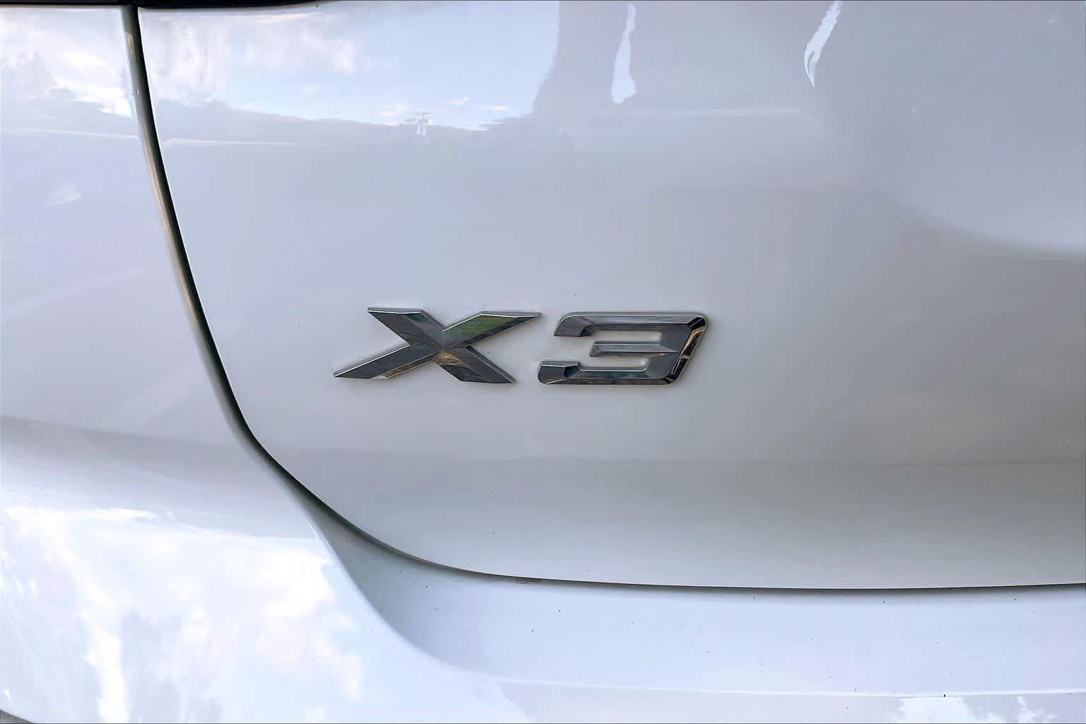 Used 2024 BMW X3 xDrive30i w/ Premium Package AWD/4WD image 9
