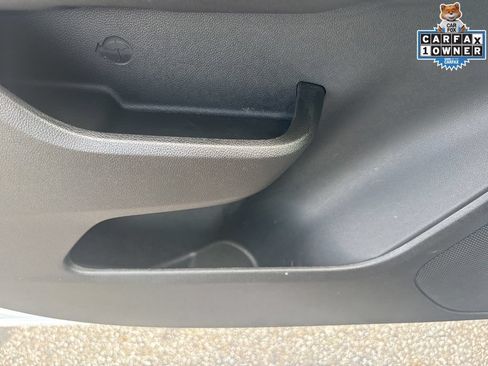 Used 2025 Chevrolet Blazer LT FWD image 32