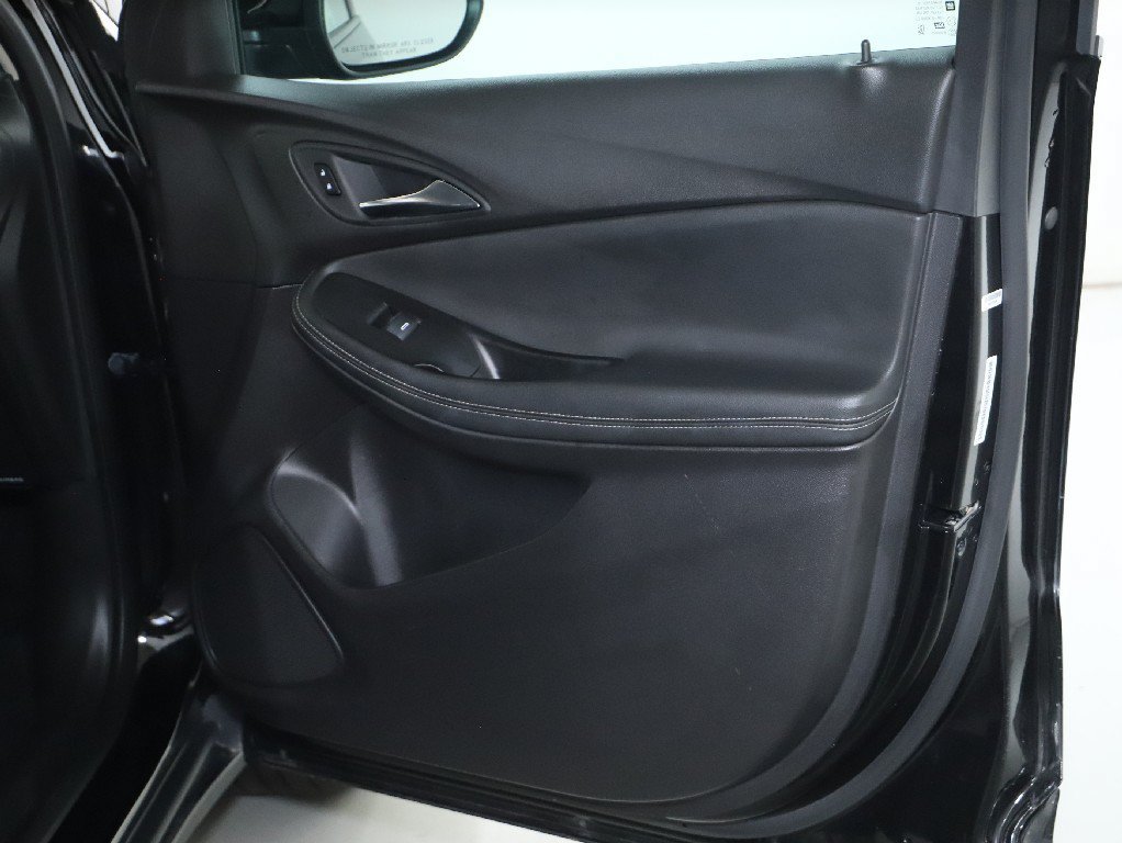 Used 2025 Buick Encore GX Preferred FWD image 32