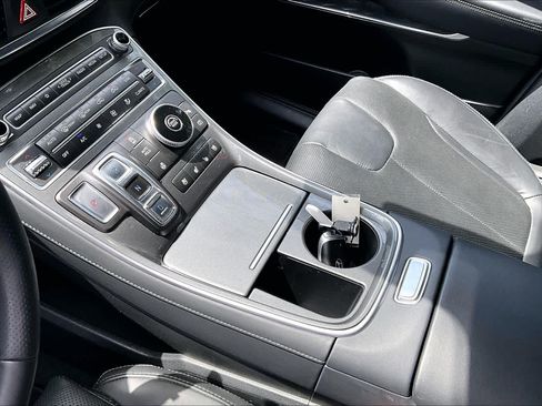 Used 2023 Hyundai Santa Fe Calligraphy FWD image 17