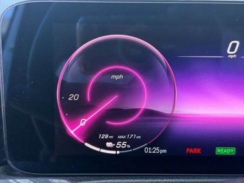 Used 2024 Mercedes-Benz EQB 250+ image 14