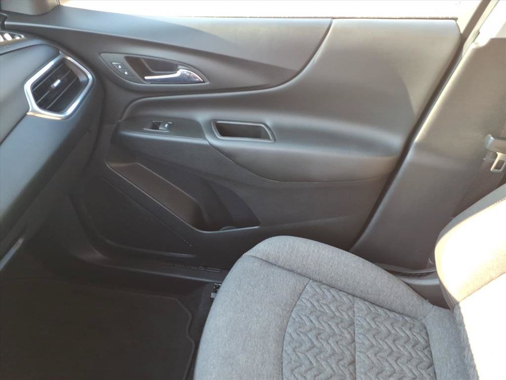 Used 2023 Chevrolet Equinox LT FWD image 35