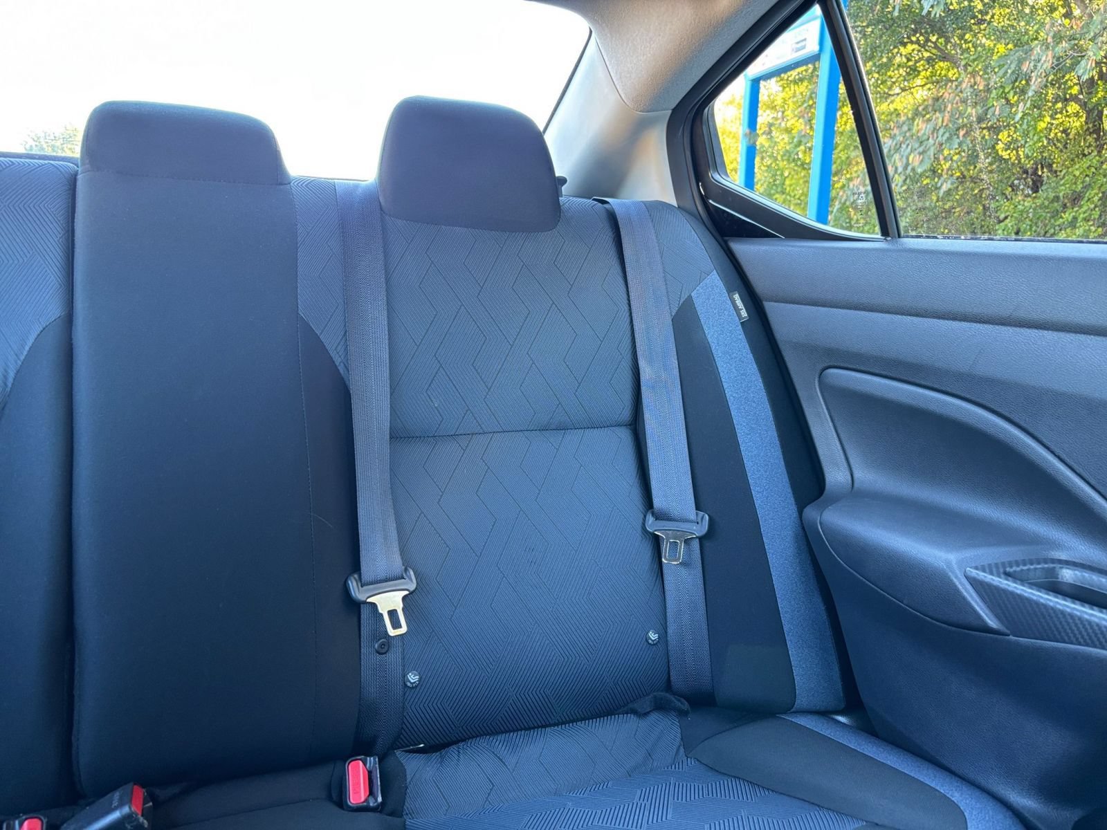 Used 2025 Nissan Versa SV FWD image 34