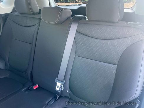 Used 2016 Kia Soul FWD image 25