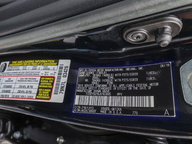 Used 2018 Toyota Sequoia Platinum AWD/4WD image 35
