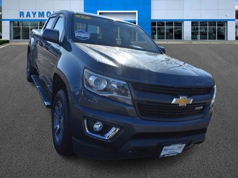 Used 2015 Chevrolet Colorado Z71 image 9
