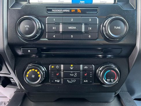 Used 2016 Ford F150 XLT w/ Equipment Group 302A Luxury image 15