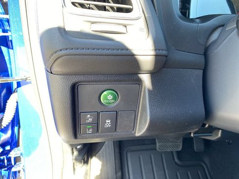 Certified 2022 Honda HR-V EX-L image 35