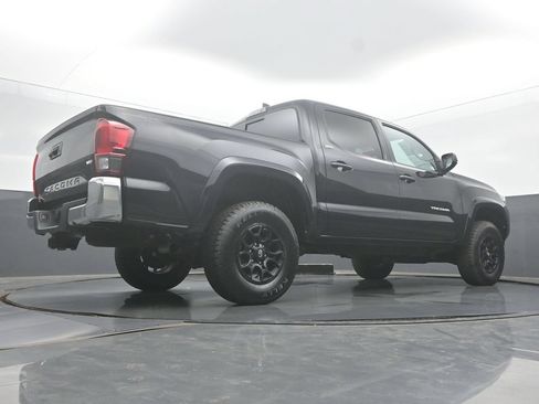 Used 2019 Toyota Tacoma SR5 RWD image 52