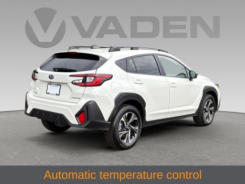Used 2025 Subaru Crosstrek 2.5i Premium AWD/4WD image 5