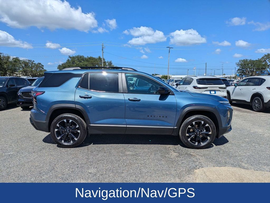Used 2026 Chevrolet Equinox RS w/ Convenience Package III FWD image 3