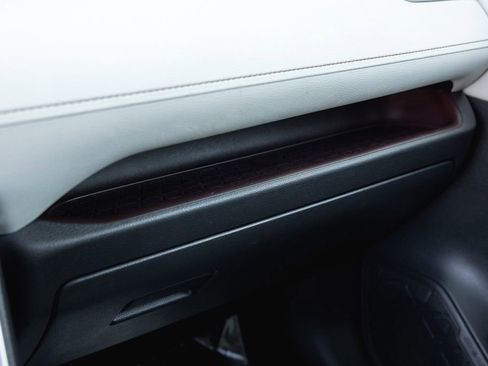 Certified 2020 Toyota RAV4 Limited image 26