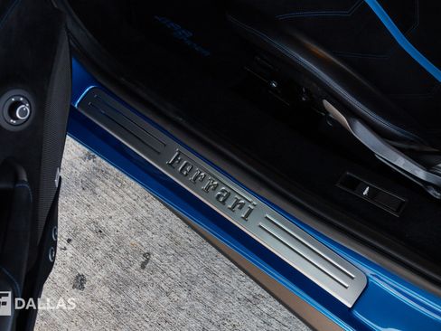 Used 2018 Ferrari 488 Spider RWD image 24