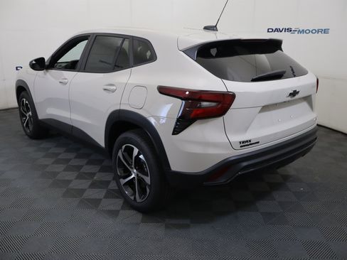 New 2026 Chevrolet Trax RS FWD image 10