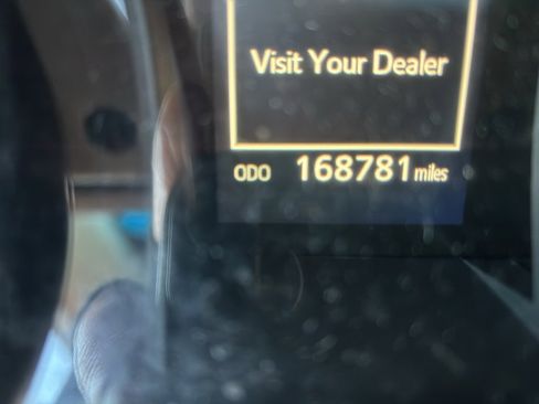 Used 2019 Toyota Camry SE image 11