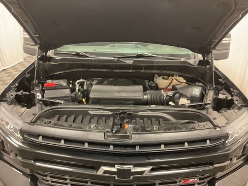 Used 2021 Chevrolet Silverado 1500 LT Trail Boss w/ Bed Protection Package image 14