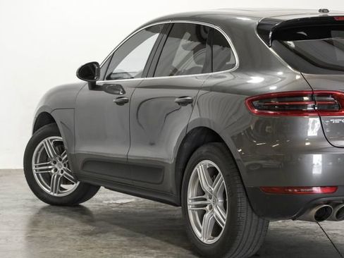 Used 2016 Porsche Macan S image 19