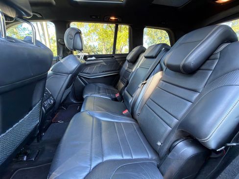 Used 2014 Mercedes-Benz GL 63 AMG 4MATIC image 14