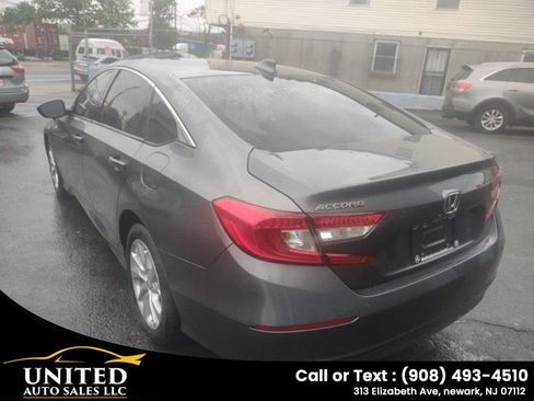 Used 2018 Honda Accord LX image 11