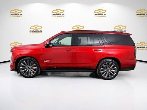 Used 2025 Cadillac Escalade V w/ LPO, Floor Liner Package image 4