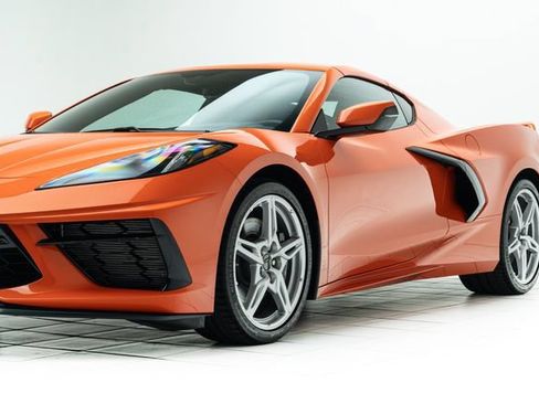Used 2021 Chevrolet Corvette Stingray Preferred Cpe w/ Z51 Performance Package RWD image 9