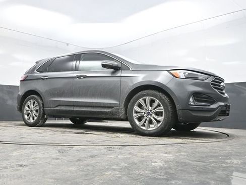 Used 2022 Ford Edge Titanium image 32